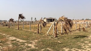  Plot – Garden View at Knowledge Park 1 Greater Noida - for Sale