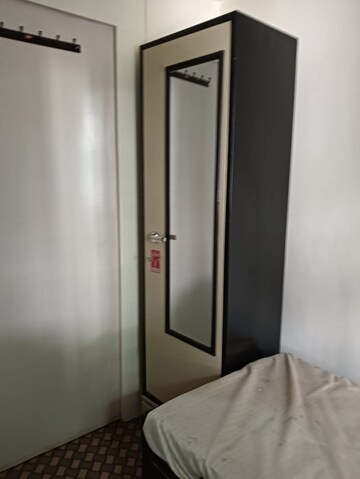 2 BHK Apartment For Sale in Vile Parle East