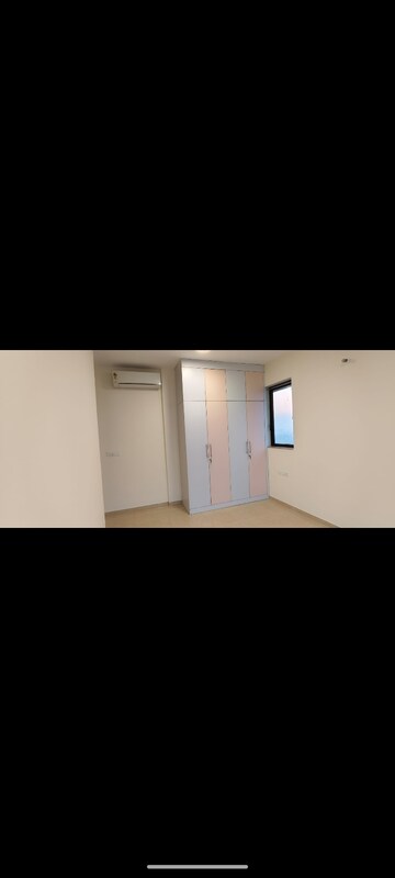  2 BHK Apartment at Runwal Bliss, Kanjurmarg East – for Rent