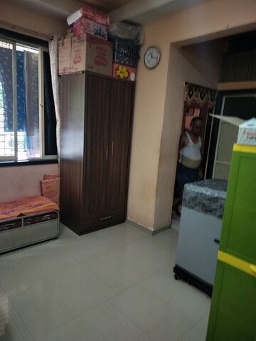 Room in 1 BHK Apartment at Dombivli West – for Rent