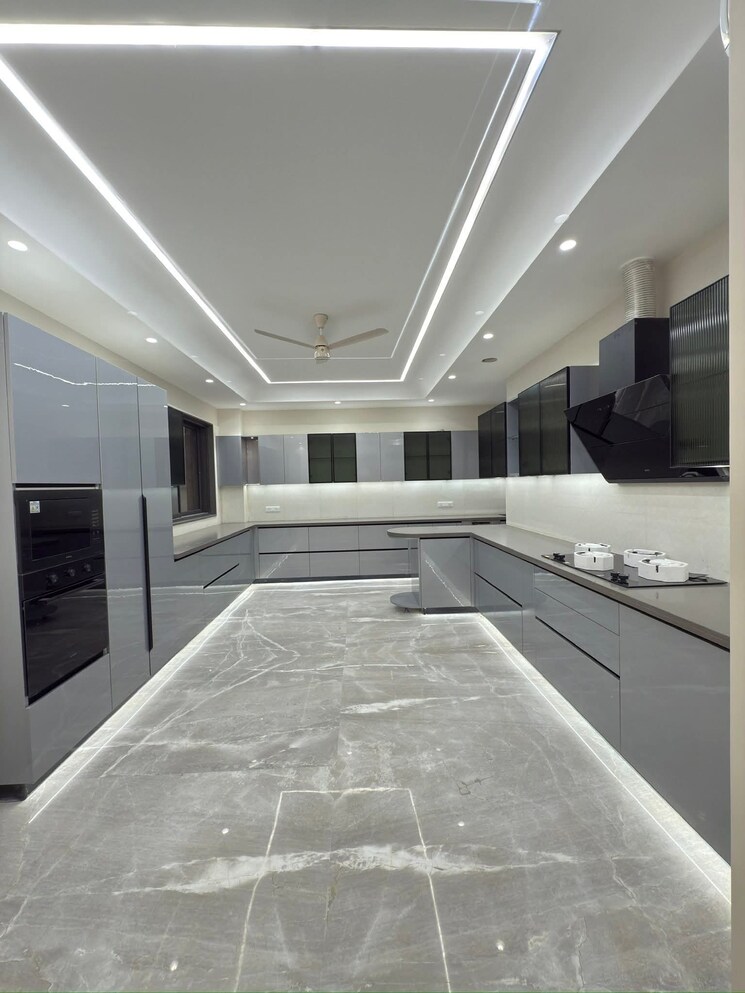 undefined, bptp-amstoria-country-floor 4 Bedroom 2700 Sq.Ft. Builder Floor In Sector 102 Gurgaon 8470102