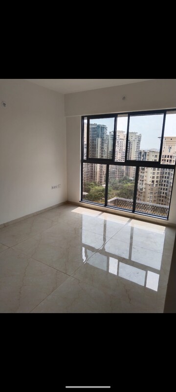 Room in 1 BHK Apartment at Godrej Urban Park, Chandivali – for Rent