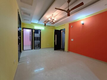 Room in 2 BHK Apartment at Vasundhara Sector 1 – for Rent