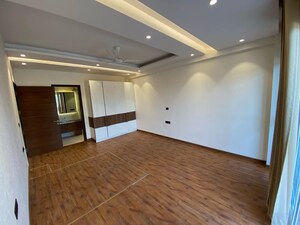 Gym in 4 BHK Builder Floor at BPTP Amstoria Country Floor, Sector 102 – for Sale