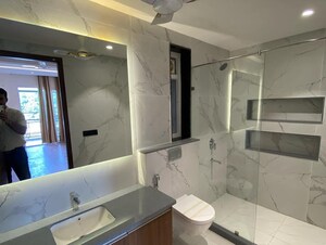 4 BHK Builder Floor – Exterior View View at BPTP Amstoria Country Floor, Sector 102 - for Sale