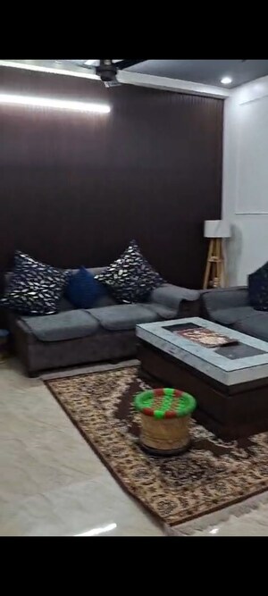 Master Bedroom in 3 BHK Builder Floor at Ansal Sushant Aquapolis, Dundahera – for Sale