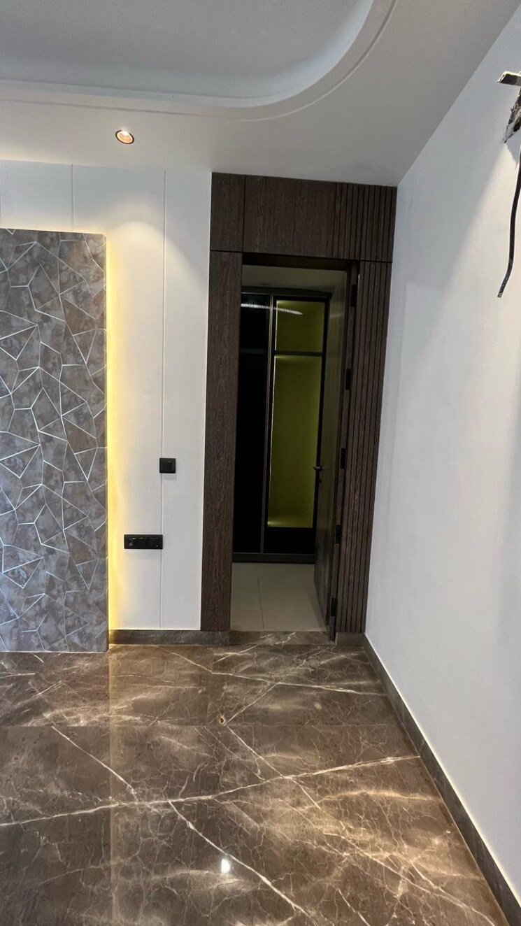 undefined, sector 49 4 Bedroom 270 Sq.Yd. Builder Floor In Sector 49 Gurgaon 8470287