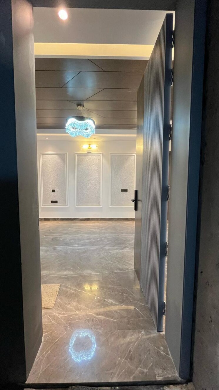 Bathroom, sector 49 4 Bedroom 270 Sq.Yd. Builder Floor In Sector 49 Gurgaon 8470287