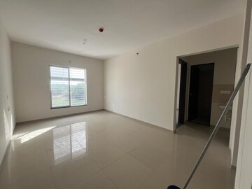 Building Lobby in 1 BHK Apartment at Yashwin Orizzonte, Kharadi – for Rent