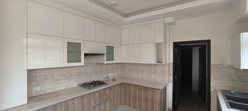 4 BHK Builder Floor – Exterior View View at BPTP Amstoria, Sector 102 - for Rent