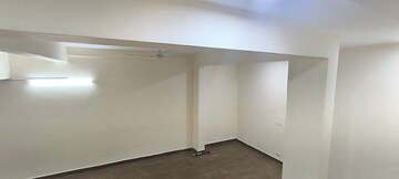 Master Bedroom in 4 BHK Builder Floor at BPTP Amstoria, Sector 102 – for Rent
