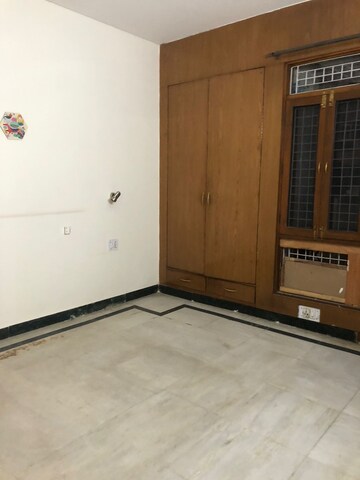  3 BHK Apartment at Huda CGHS, Sector 56 – for Rent