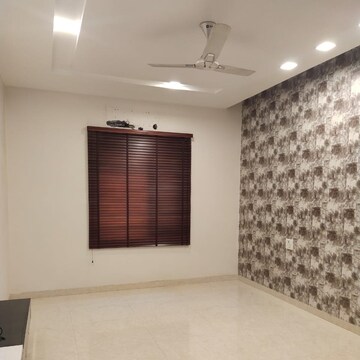 Room in 2 BHK Independent House at Sector 12 – for Rent