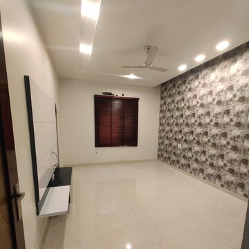 Room in 2 BHK Independent House at Sector 12 – for Rent