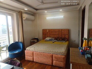 Bedroom in 3 BHK Builder Floor at AEZ Aloha, Sector 57 – for Rent