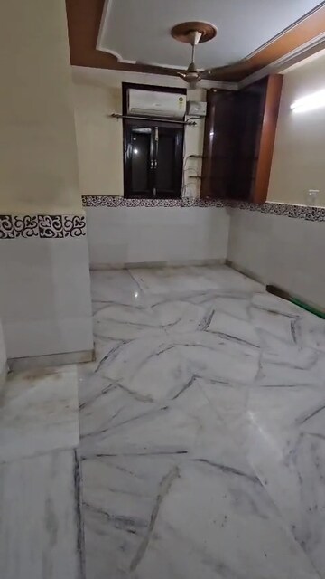 Bathroom in 3 BHK Builder Floor at Kishangarh – for Rent