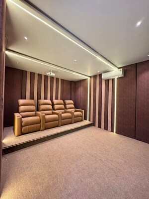 Master Bedroom in 4 BHK Villa at Vaishali Nagar – for Sale