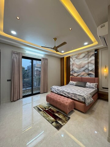 Master Bedroom in 4 BHK Villa at Vaishali Nagar – for Sale