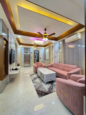 Master Bedroom in 4 BHK Villa at Vaishali Nagar – for Sale