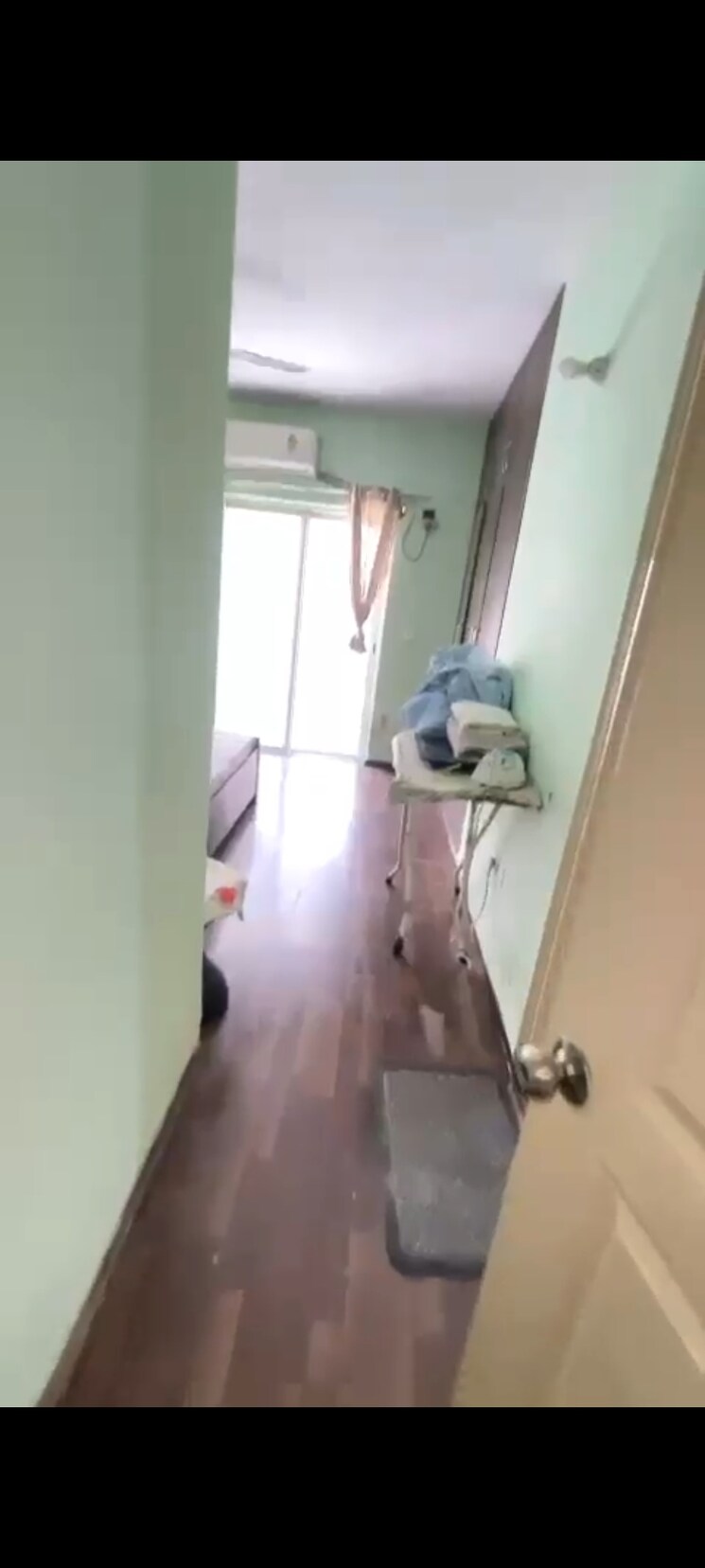 Bathroom, paras-seasons 3.5 Bedroom 1625 Sq.Ft. Apartment In Sector 168 Noida 8470808