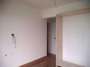  1.5 BHK Apartment at Neumec Shreeji Towers, Wadala East – for Sale
