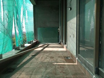 Balcony in 1.5 BHK Apartment at Neumec Shreeji Towers, Wadala East – for Sale