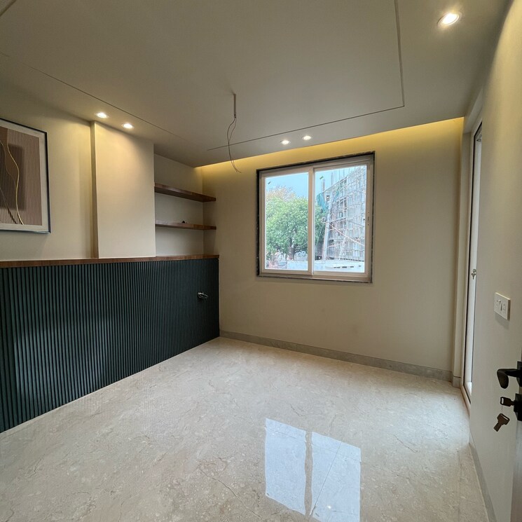 Room, dera mandi 3 Bedroom 1200 Sq.Ft. Builder Floor In Dera Mandi Delhi 8470844