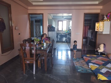 Swimming Pool in 3 BHK Builder Floor at Sector 45 – for Rent