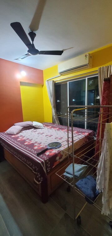 Bedroom in 1.5 BHK Apartment at Tilak Nagar Building, Tilak Nagar – for Rent