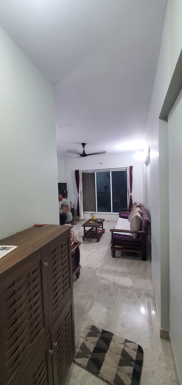 Master Bedroom in 1.5 BHK Apartment at Tilak Nagar Building, Tilak Nagar – for Rent