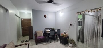 Master Bedroom in 1.5 BHK Apartment at Tilak Nagar Building, Tilak Nagar – for Rent