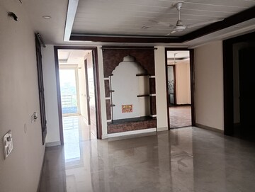 Room in 3 BHK Apartment at Gail CGHS, Sector 56 – for Rent