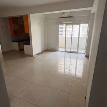Building Lobby in 3.5 BHK Apartment at Ajnara Daffodil, Sector 137 – for Sale