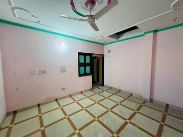 Bedroom in 1 BHK Builder Floor at Chattarpur – for Rent