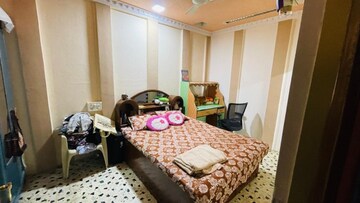 Bedroom in 2 BHK Apartment at Aastha Heights, Goregaon West – for Rent