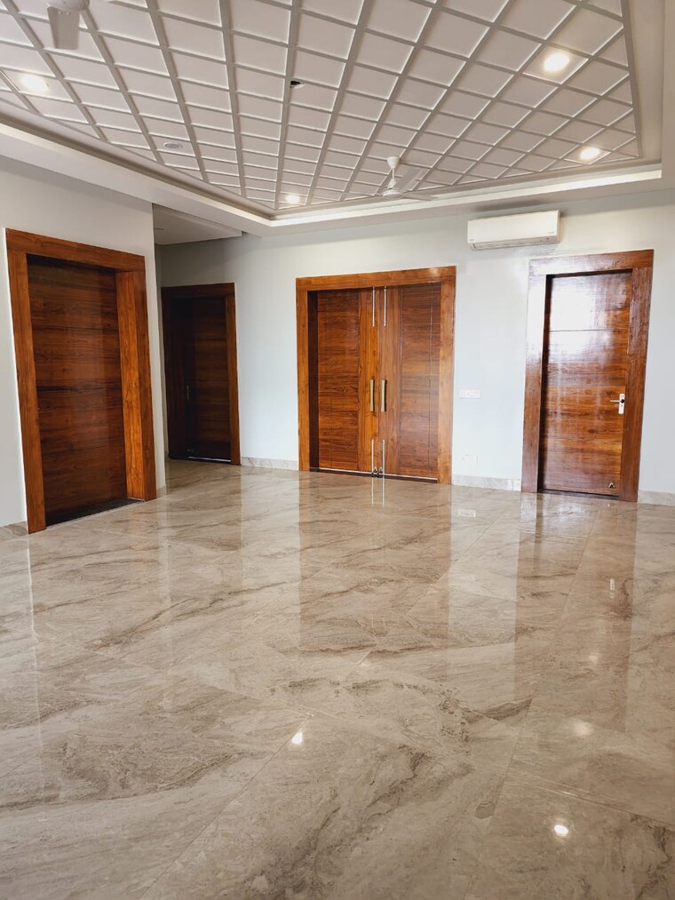 Other, dera 6 Bedroom 4000 Sq.Ft. Villa In Dera Delhi 8471191