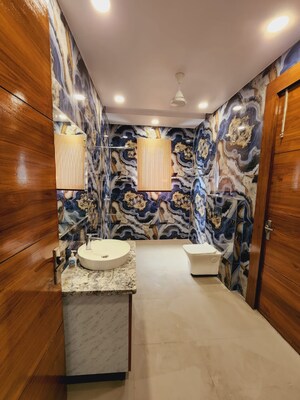 Bathroom in 6 BHK Villa at Dera – for Sale