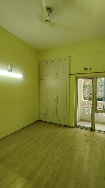 Bedroom in 3 BHK Apartment at Moti Nagar – for Rent