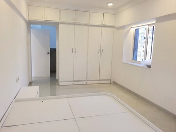 Bedroom in 2 BHK Apartment at Bandra West – for Rent
