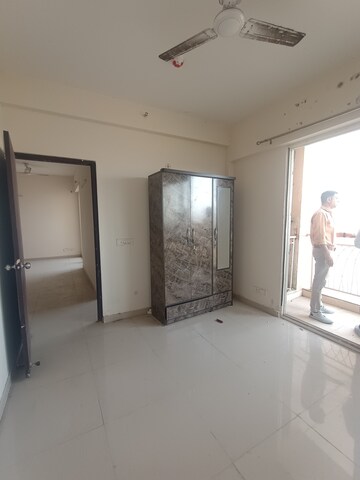 Floor Plan in 2 BHK Apartment at Mahagun Mywoods, Sector 16c Greater Noida – for Rent