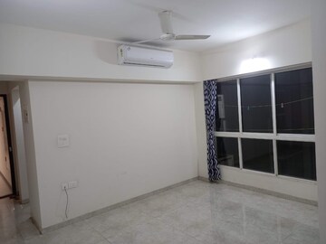 Master Bedroom in 2 BHK Apartment at Lodha Amara, Kolshet Road – for Sale