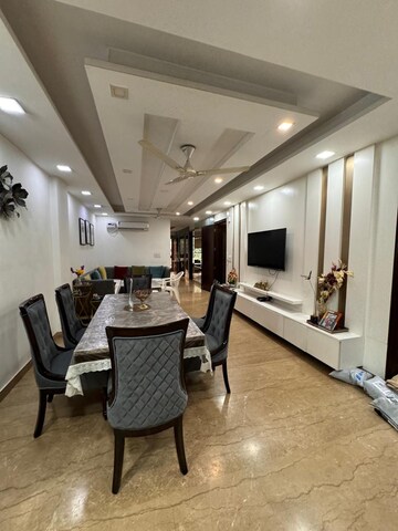 3.5 BHK Apartment For Rent in Mayur Bagh Apartments, Paschim Vihar