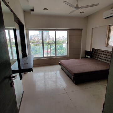 Bedroom in 3 BHK Apartment at Juhu – for Rent