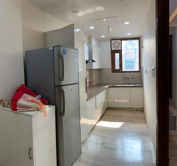 Furnished Amenities in 2.5 BHK Apartment at Adarsh Apartments CGHS Ltd, Paschim Vihar – for Rent