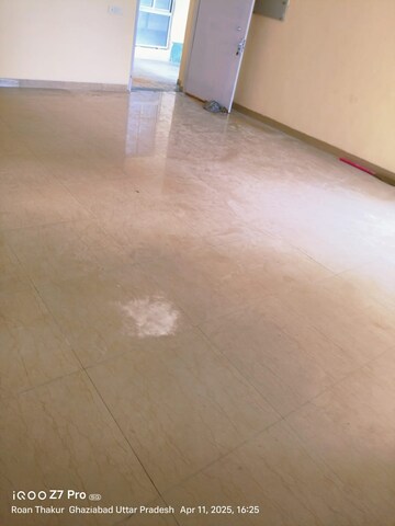 Master Bedroom in 2 BHK Apartment at Ansal Sushant Aquapolis, Dundahera – for Rent