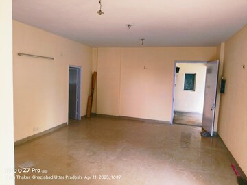 Master Bedroom in 2 BHK Apartment at Ansal Sushant Aquapolis, Dundahera – for Rent