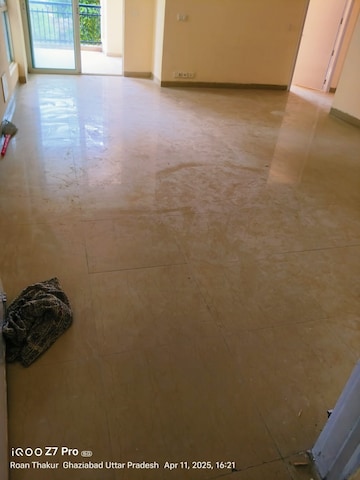 Master Bedroom in 2 BHK Apartment at Ansal Sushant Aquapolis, Dundahera – for Rent