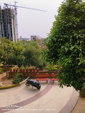 Living Room in 2 BHK Apartment at Ansal Sushant Aquapolis, Dundahera – for Rent