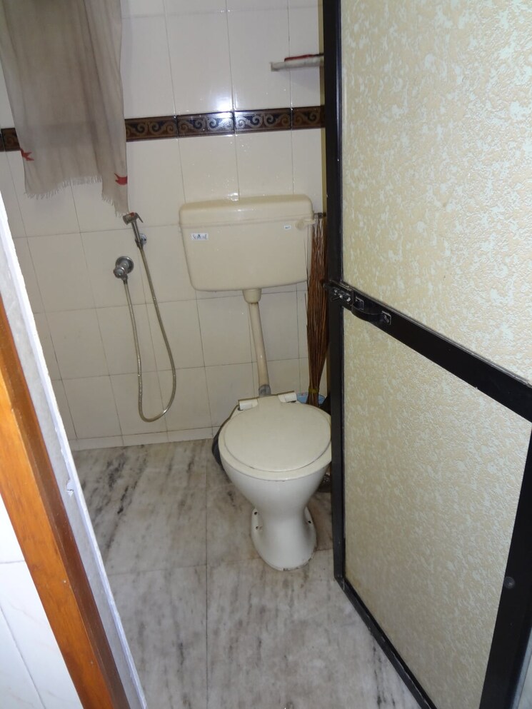 Bathroom, new panvel west 2 Bedroom 594 Sq.Ft. Apartment In New Panvel West Navi Mumbai 8471347