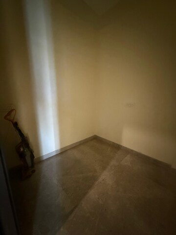 Room in 3 BHK Apartment at Spire Wood, Sector 46 – for Rent